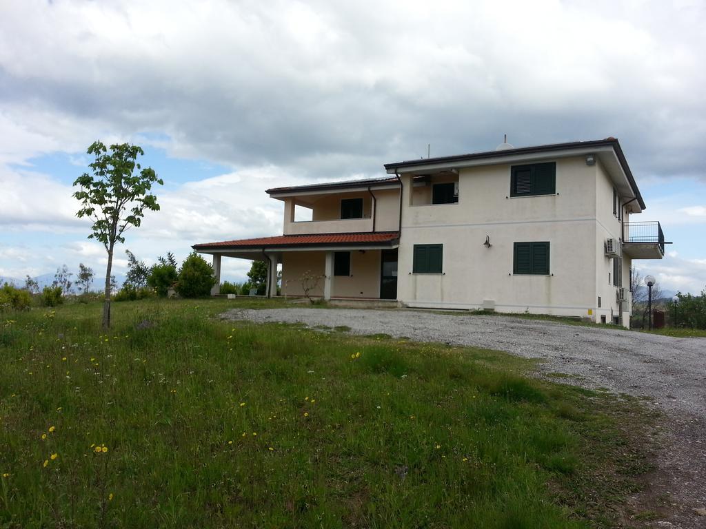 Отель San Nicola Il Sole Albanella Экстерьер фото